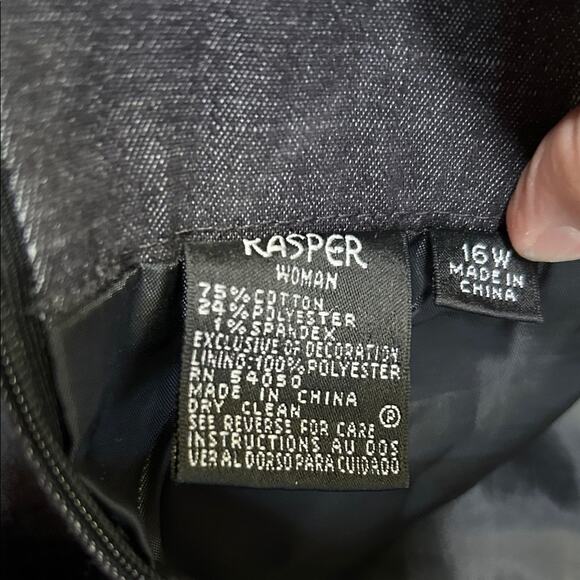 Kasper Black lined denim jacket & skirt set - women’s Sz 16W - Picture 6 of 6